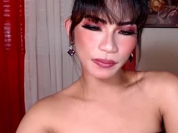 urdevinequeenjelaxxxx